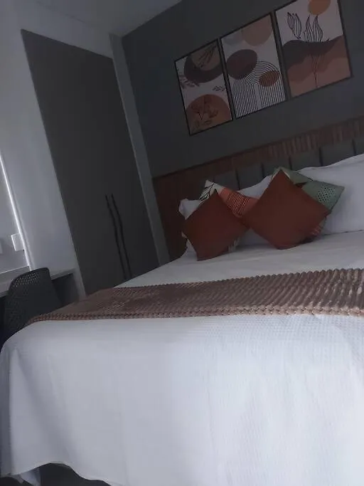 Apartamento Studio Aconchegante Nik,Perfeito Para Hospedagem, 1001 São Paulo
